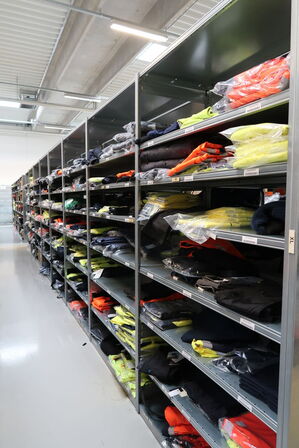 8 fag lagerreoler BITO SV 400 uden indhold