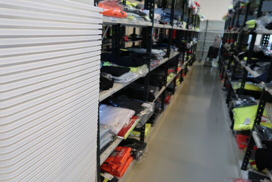 16 stk. lagerreoler uden indhold