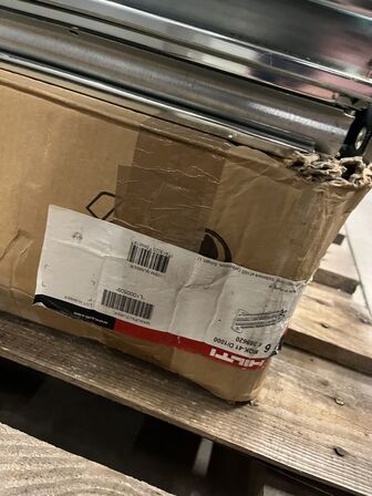 Diverse Hilti ankre m.m.