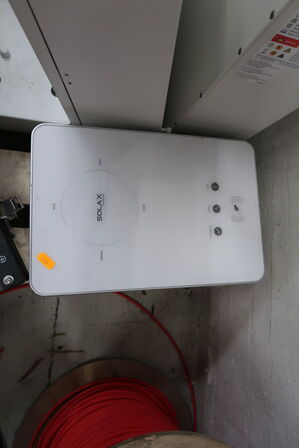 Palle med inverter SOLAX, batteri SOLAX m.m.