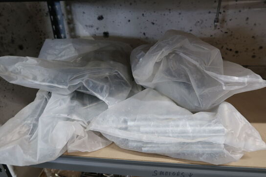 Lagerreol med div. Varelager