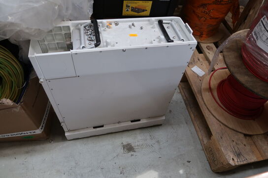 Div. Kabler, varelager samt værktøjstasker