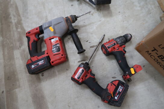 3 stk. akku håndværktøj MILWAUKEE M18 FID3, M18 BLH, M18 FPD3 