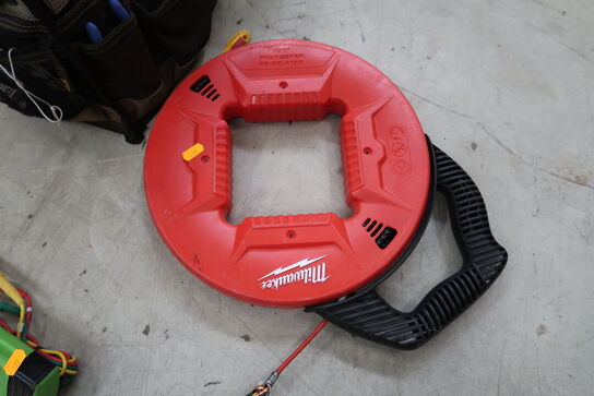 Værktøjstaske med div. Værktøj m.m.