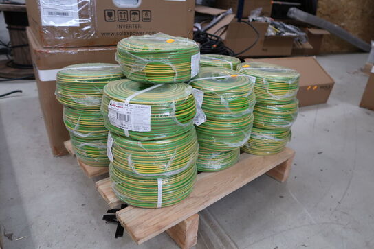 Palle med div. Kabel