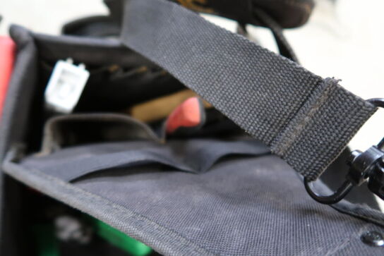 Værktøjstaske med div. Værktøj m.m.