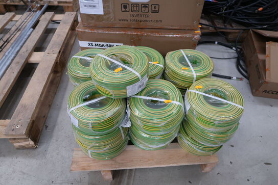 Palle med div. Kabel