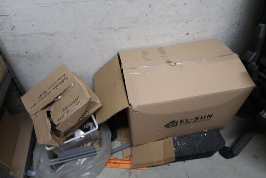 Lagerreol med div. Varelager