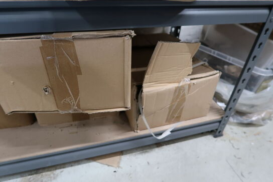 Lagerreol med div. Varelager