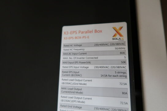 Parallel box SOLAX X3-EPS-BOX-P5-E