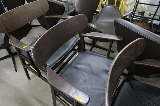 6 stk. spisebordsstole HANS J. WEGNER CH26 med 4 stk. læderhynder