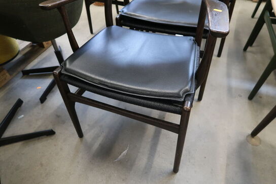 4 stk. spisebordsstole HANS J. WEGNER CH26 med læderhynder