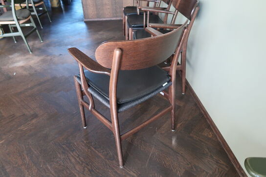 4 stk. spisebordsstole HANS J. WEGNER CH26 med 3 stk. læderhynder