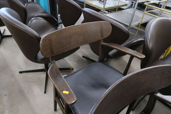 6 stk. spisebordsstole HANS J. WEGNER CH26 med 4 stk. læderhynder