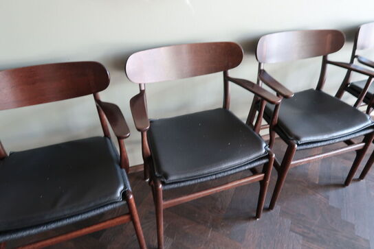 4 stk. spisebordsstole HANS J. WEGNER CH26 med 3 stk. læderhynder