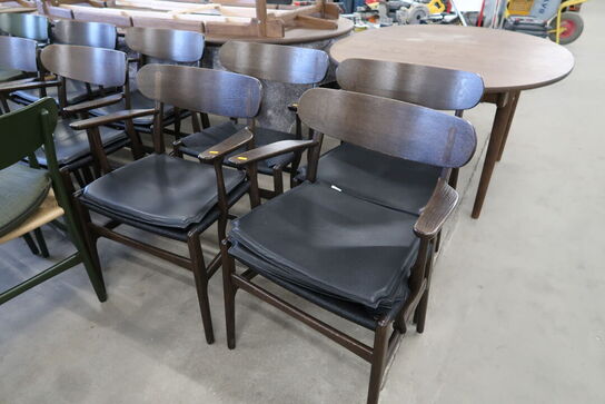 4 stk. spisebordsstole HANS J. WEGNER CH26 med 3 stk. læderhynder