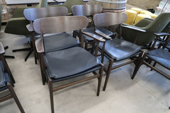 4 stk. spisebordsstole HANS J. WEGNER CH26 med læderhynder