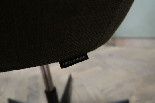 Lænestol ARNE JACOBSEN Lille Giraf