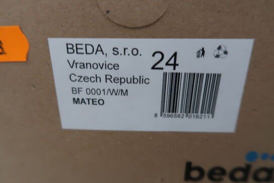 Sko BEDA – str. 24