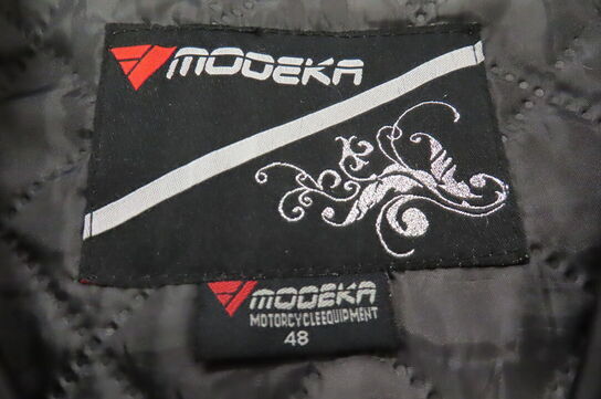 2 stk. Motorcykeljakker samt 2 stk. handsker