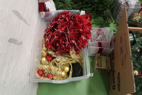 Stort parti julepynt 