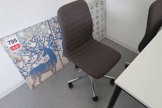 4 stk. Borde - 120x80x70 cm + 11 stk. stole 