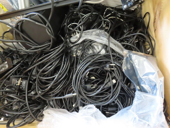 Palle med rester fra TC ELECTRONIC