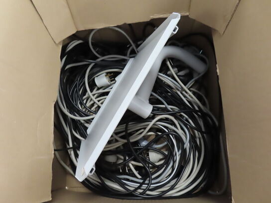 Palle med rester fra TC ELECTRONIC