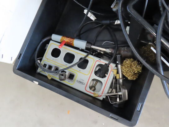 Palle med rester fra TC ELECTRONIC