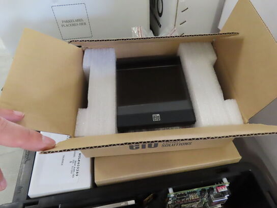 Palle med rester fra TC ELECTRONIC