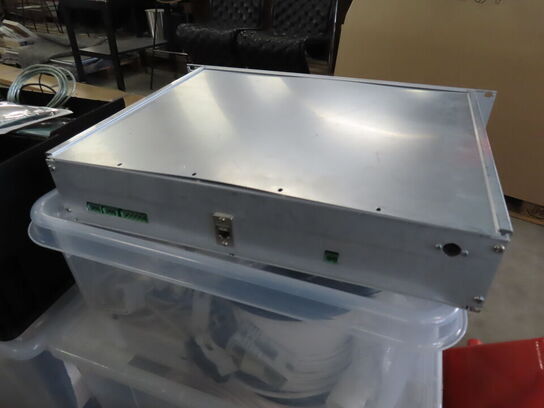 Palle med rester fra TC ELECTRONIC