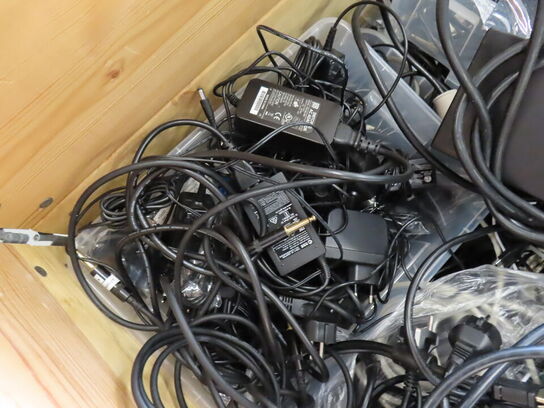 Palle med rester fra TC ELECTRONIC