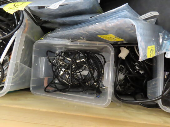 Palle med rester fra TC ELECTRONIC