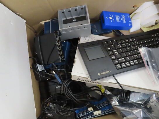 Palle med rester fra TC ELECTRONIC