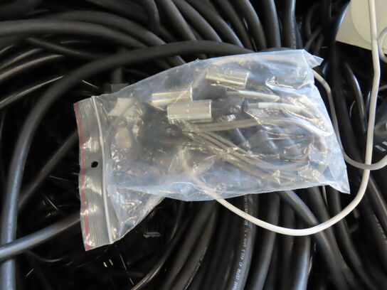 Palle med rester fra TC ELECTRONIC