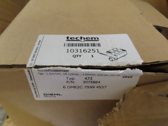 Palle med div. Målere og fittings