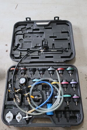 Kølevæsketryksmålesæt PROMEISTER