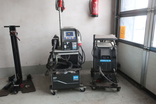 Automobilhuset Randers A/S Del 1 *Varebiler - Afbalanceringsapparat - Svejsere - M.V.*