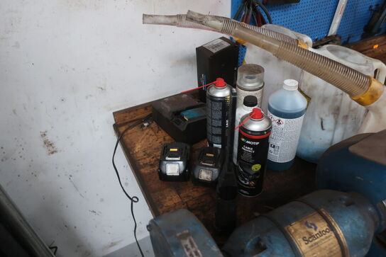 Værkstedsbord uden indhold