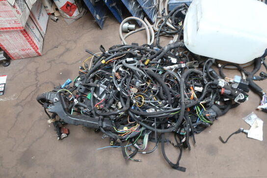 Diverse forbrugsmaterialer, værktøj, biludstyr m.v. 