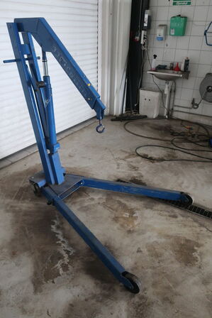 Girafkran AC 1100 kg. 