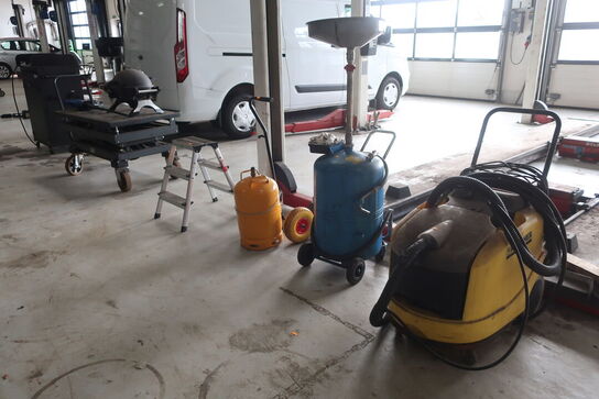 Automobilhuset Randers A/S Del 1 *Varebiler - Afbalanceringsapparat - Svejsere - M.V.*