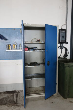 Kemiskab med indhold 