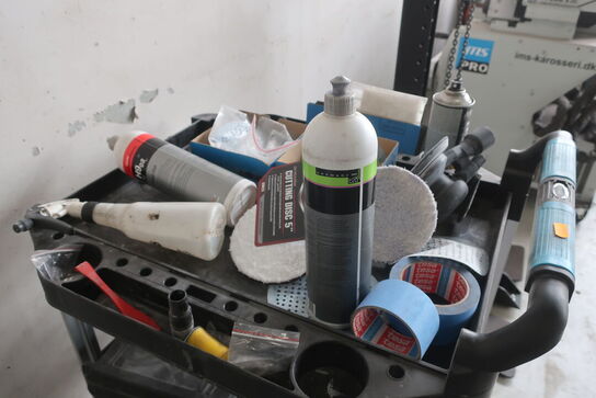 Rullebord med indhold