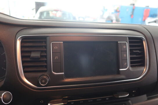 Varebil OPEN Vivaro 1.5 D 120 hk