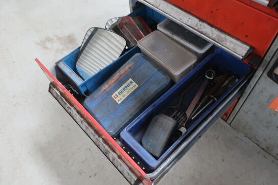 Værkstedsvogn med indhold