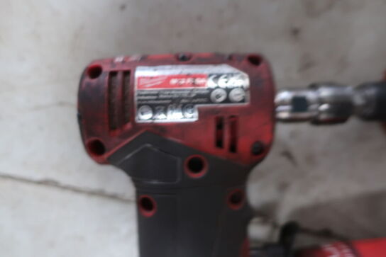 3 stk. slibemaskiner MILWAUKEE samt momentnøgle 