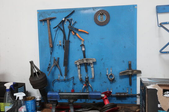 Olietank 1500 liter samt tavle m.v. 