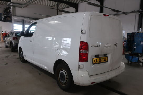 Varebil OPEN Vivaro 1.5 D 120 hk