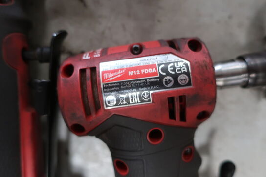 3 stk. slibemaskiner MILWAUKEE samt momentnøgle 